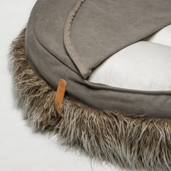 CLOUD7 Hundekissen Hundepouf Yeti – Bild 3