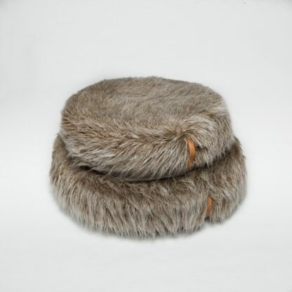 CLOUD7 Hundekissen Hundepouf Yeti