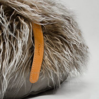 CLOUD7 Hundekissen Hundepouf Yeti – Bild 4