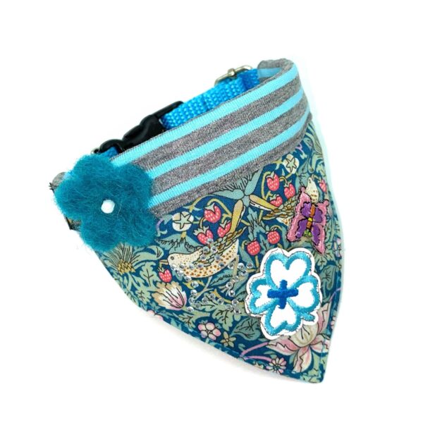 Moo & Marlii Bandana LOVELY FLOWERS – aqua