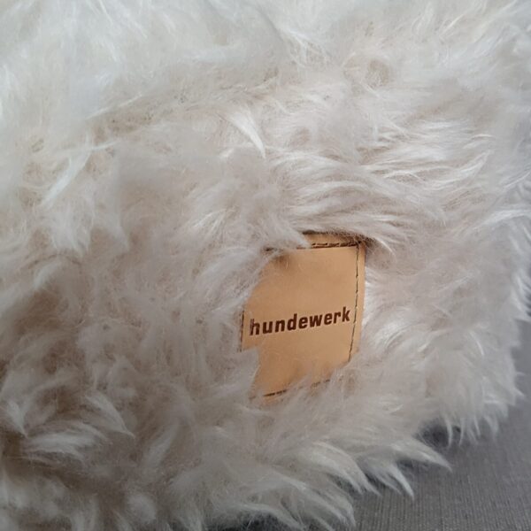 hundewerk Hundebett Iglo Zottel Creme