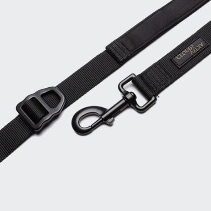 Cloud7 Jogging Dog Leash L 2 Aktiv Black L Detail 2 On Grey.jpg
